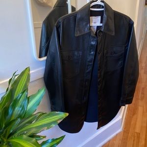 Aritzia Wilfred Ganna shirt jacket in black vegan leather